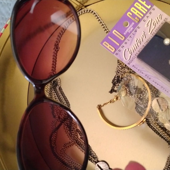 Guess women's sunglasses with Guess necklace 2 set earrings +bracelet - Picture 13 of 17